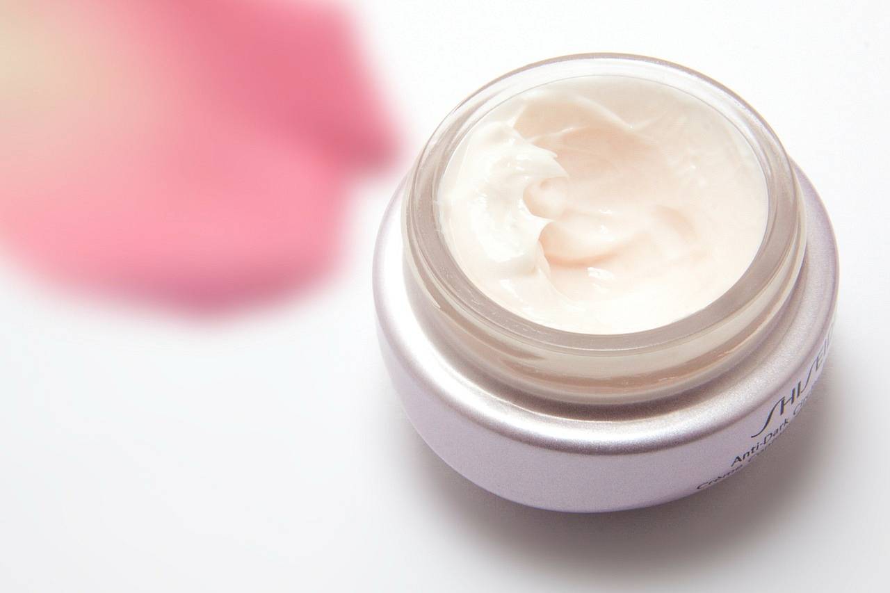 cream 194116 1280 wp